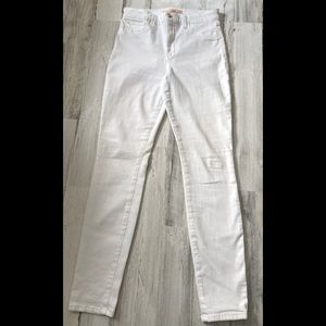 Joe’s Jeans The Charlie High Rise Skinny Jeans